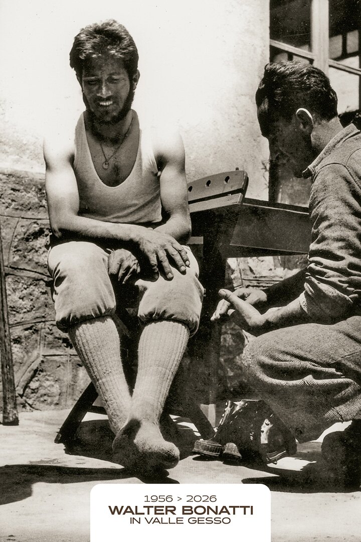 Nella fotograa: Walter Bonatti con Italo Alchieri all’Albergo Turismo di Terme di Valdieri | Archivio Ghigo / Parracone
