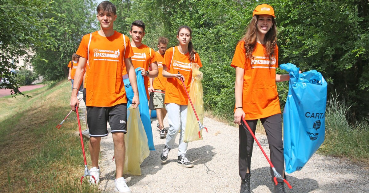 Giovani impegnati nella scorsa edizione si Spazzamondo | Silvia Muratore