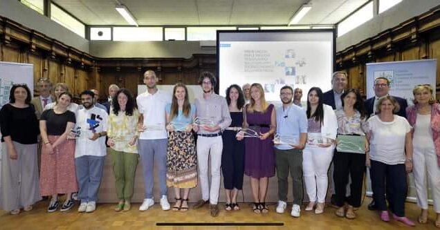 Il gruppo di premiati alla School of Management dell'Università degli studi di Torino.