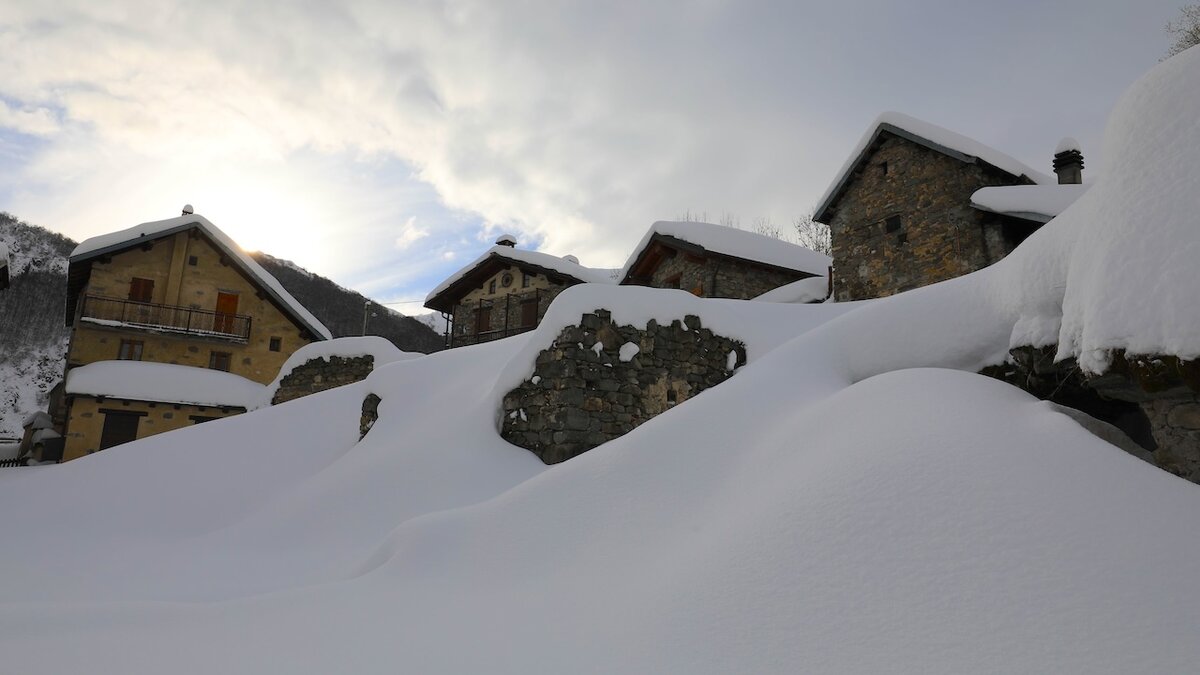 nella foto: Palanfrè sotto la neve | G. Bernardi.