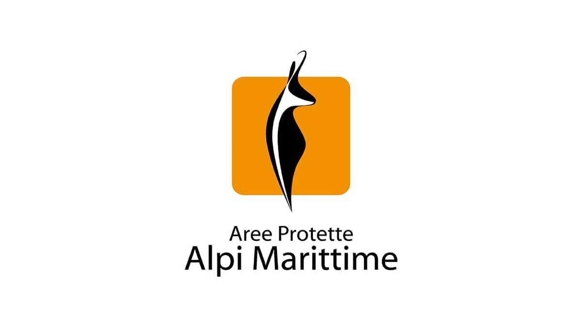 Nella foto: il logo istituzionale dell'Ente che si compone di un camoscio stilizzato di colore nero con sullo sfondo un quadrato arancio.