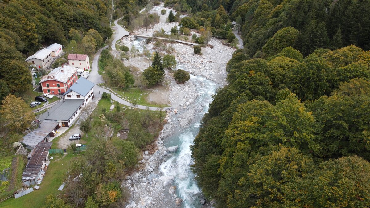 Nella fotografia: San Giacomo fotografato dall'alto | A. Rivelli.