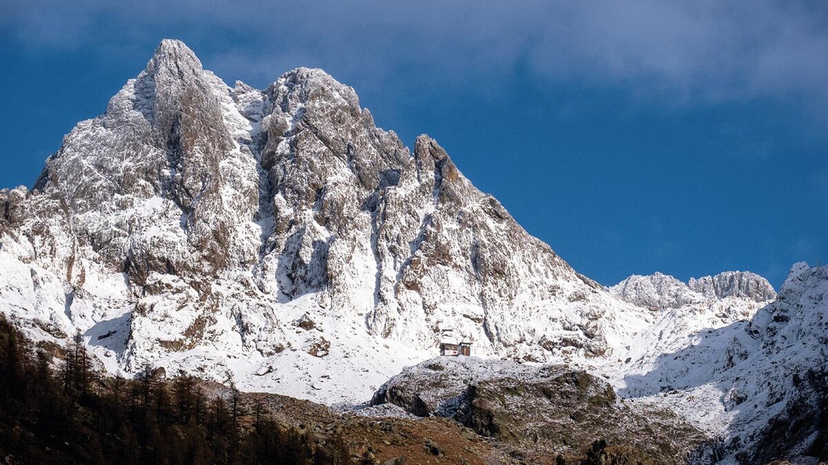 Fotografia: la Cima di Nasta e il rifugio Remondino | N. Villani