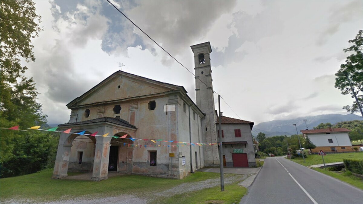 Nella foto si vede la chiesa di Sant'Anna sita a Chiusa Pesio.