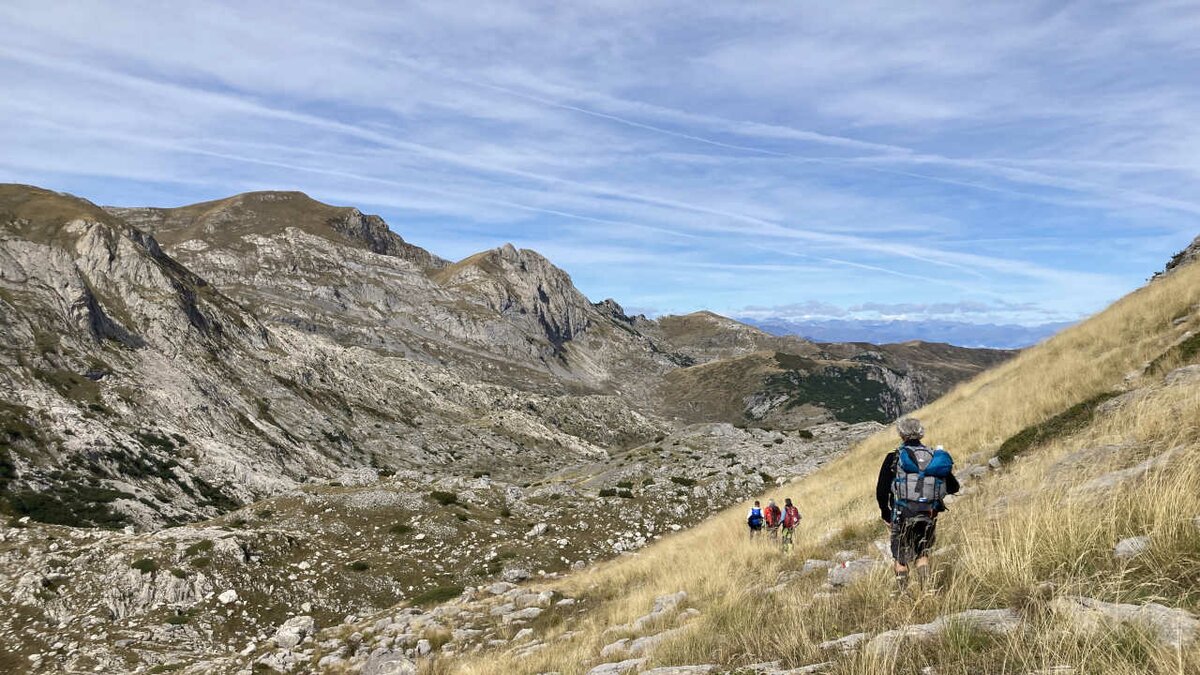 Un momento del trekking in collaborazione con il SerD e la sezione CAI di Peveragno | I. Borgna